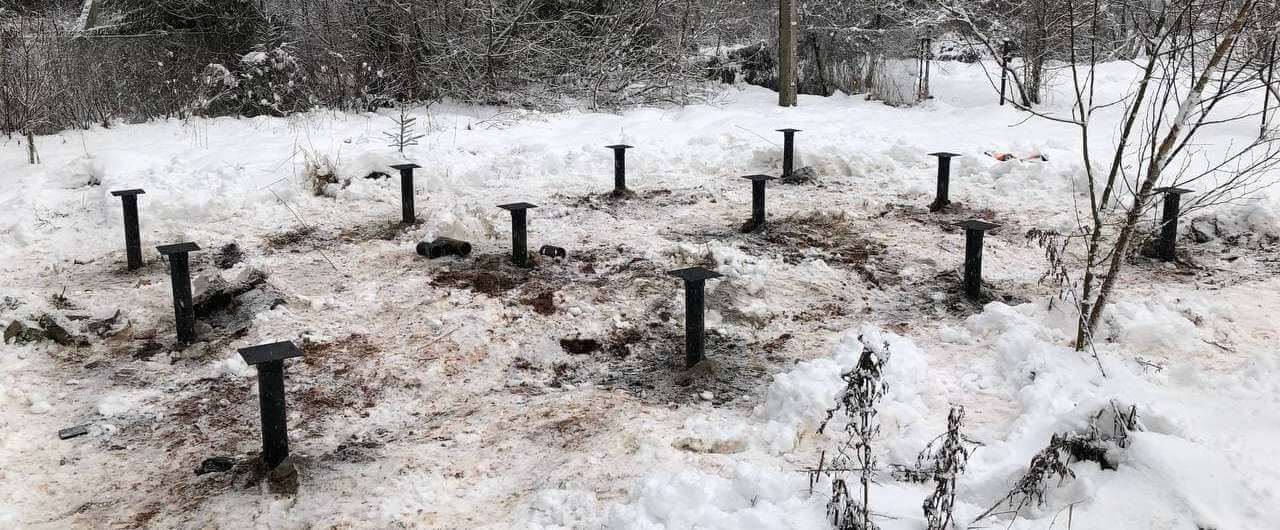 Монтаж винтовых свай зимой