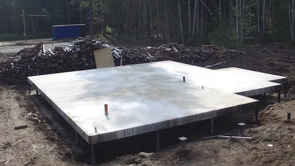 Свайно-плитный фундамент под ключ